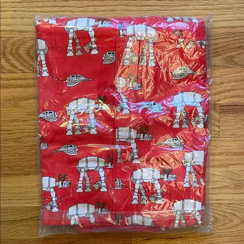 Hanna Andersson Adult STAR WARS Holiday Flannel PJ Top in AT-AT Walker UNISEX L - Picture 4 of 5